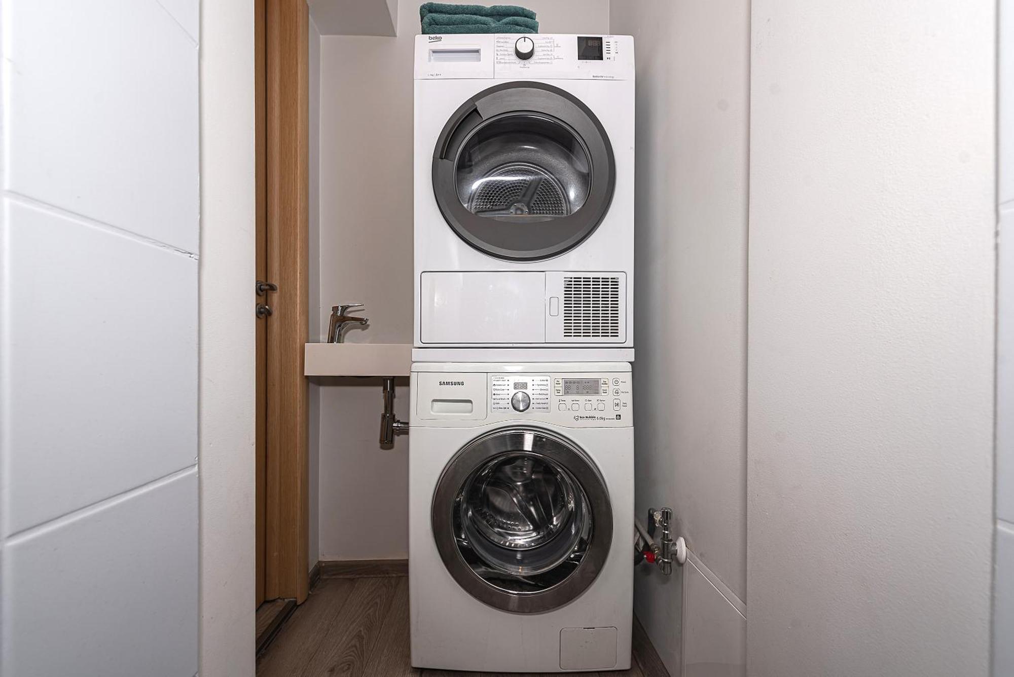 Algirdo Apartments, Self Check-In, Free Private Parking Wilno Zewnętrze zdjęcie